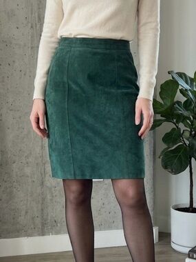 Casual Corner Vintage Suede Leather Skirt Sz 4